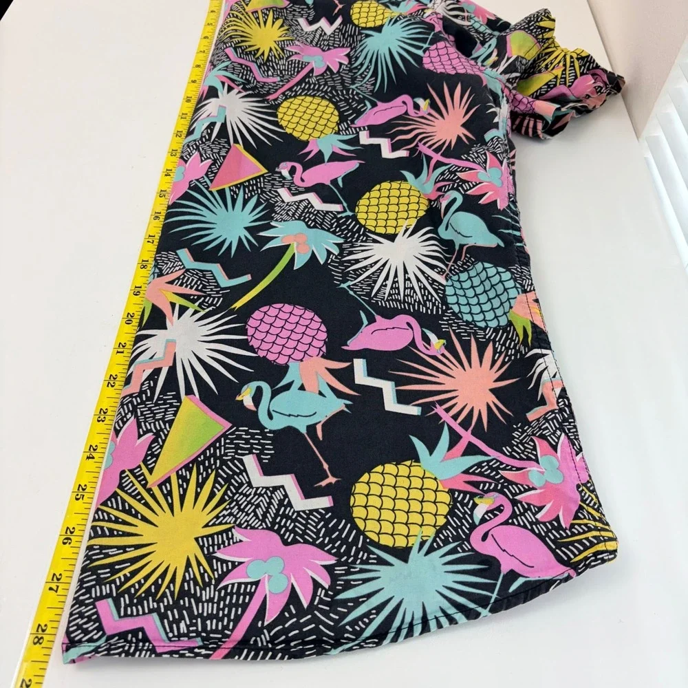 NEFF Mens M Flamingo Pineapple Tropical Print Button Down Shirt Black Vacation